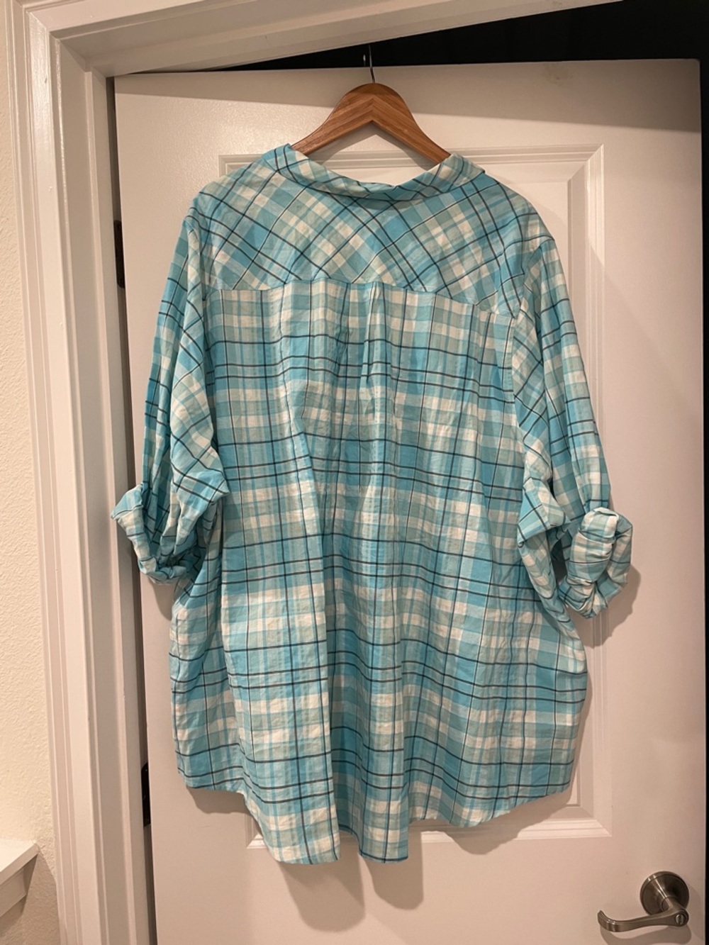 torrid Blue and White Plaid Button-Down Shirt size 6x - Picture 4 of 4